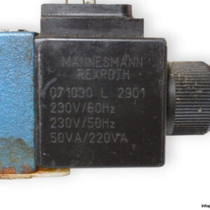 Rexroth-R900909559-directional- Spool-valve-used-3