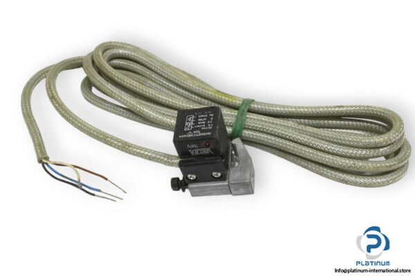 vega-U-magnetic-sensor-used