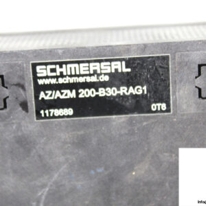 schmersal-az_azm-200-b30-rag1-solenoid-interlock-1