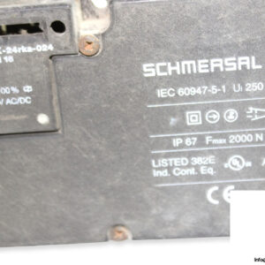 schmersal-azm-161-sk-24rka-024-safety-interlock-switch-1