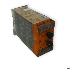 Schleicher-SXT-32-current-measuring-relay-(used)