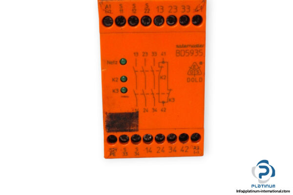 dold-BD5935.48-emergency-stop-module-(used)-1