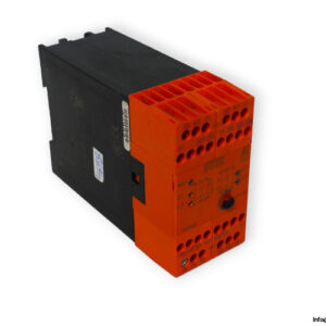 dold-BH5928.92-emergency-stop-module-with-time-delay-(used)