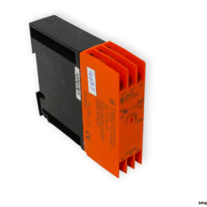 dold-0046696-operate-delay-mini-timer-(used)