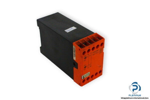 dold-BA7924-21_002-release-delay-(used)