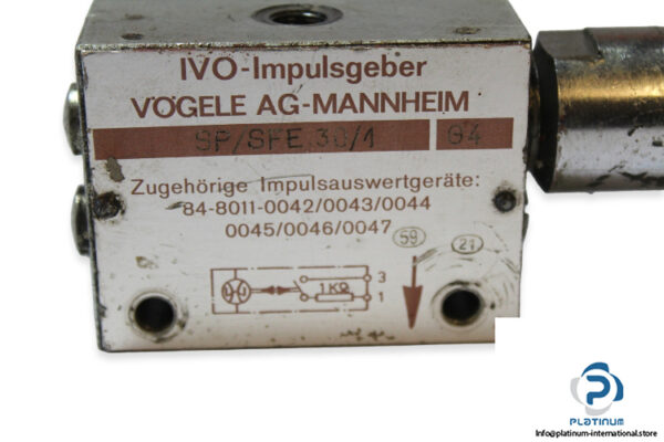 impulsgeber-sp_sfe-30_1-pressure-switch-with-electric-plug-1