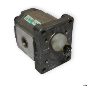 SNP1_3.8-D-CO01-F-gear-pump-(used)