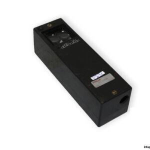 visolux-CET-4-H-GA-photoelectric-sensor-used-2