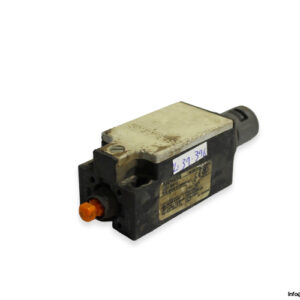 siemens-3se2-200-1c-position-switch-used-1