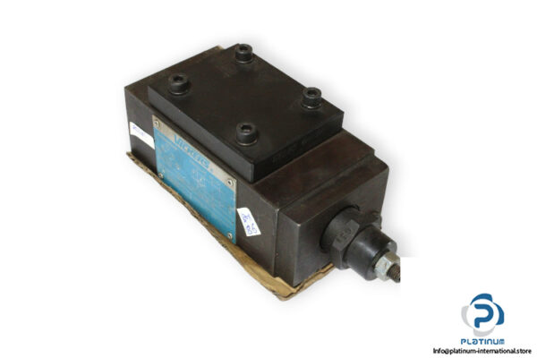 vickers-DGMC-5-PT-GW-B-30-pressure-relief-valve-used