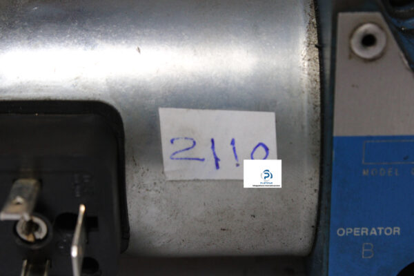 vickers-DG4V-5-2CJ-M-U-H6-20-solenoid-operated-directional-valve-used-3