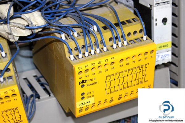 pilz-PZE-9-24VDC-8N_0-1N_C-contact-expansion-(used)