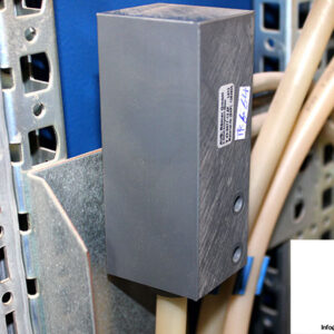 avs-romer-V-43-0077-12.ZF-pneumatic-manifold-block-used