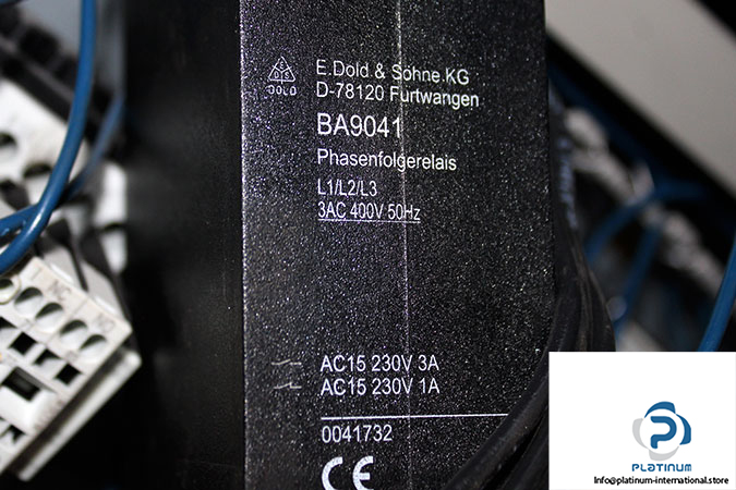 dold-BA9041-phase-sequence-relay-(used)