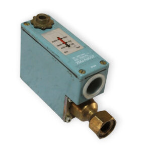 telemecanique-XMJ-A3007-pressure-switch-used