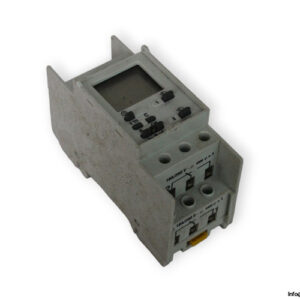 legrand-MICROREX-D22-plus-digital-switch-timer-(used)