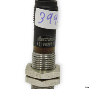 electromatic-EI1202PP0S-1-proximity-sensor-used-2