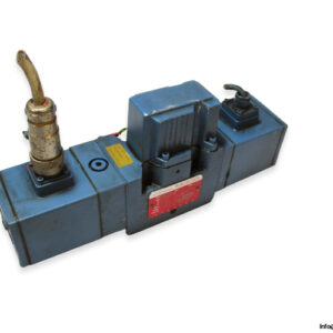 moog-P30DBEBBV050N-servo-proportional-control-valve