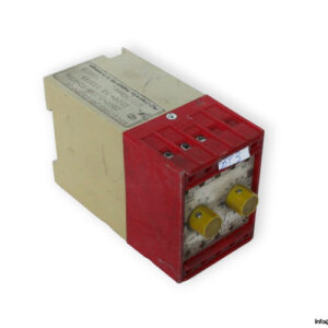 pilz-NETT_100_30_220VAC_2U-timer-(used)