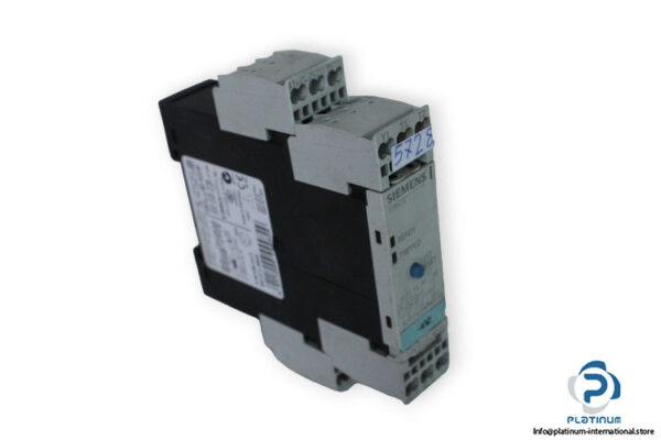 siemens-3RN1013-2BB00-thermistor-motor-protection-multifunctional-evaluation-unit-(used)-2