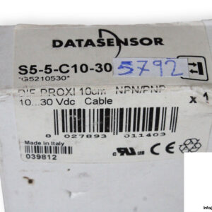 datasensor-S5-5-C10-30-short-distance-diffuse-proximity-sensor-new-3