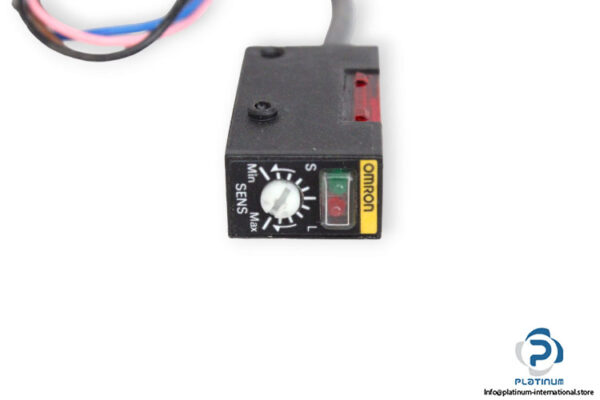 omron-E3S-BR61-retro-reflective-sensor-new-3
