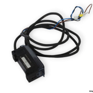 keyence-FS-V1-fiber-amplifier-used