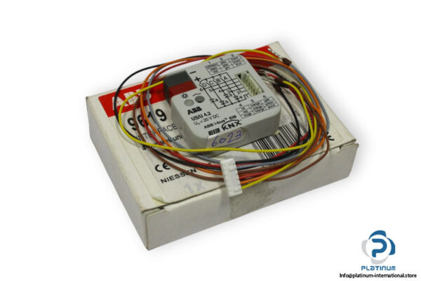 abb-us_u-4.2-universal-interface-(new)