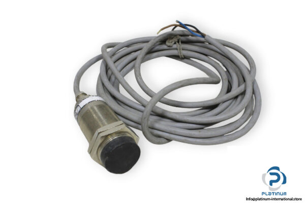balluff-BES-516-354-A0-X-05-inductive-proximity-sensor-used