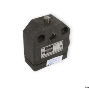 euchner-NB-O-1-D-556-limit-switch-(used)