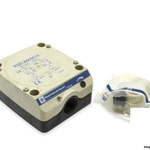 telemecanique-XSD-A600519-inductive-proximity-sensor-new