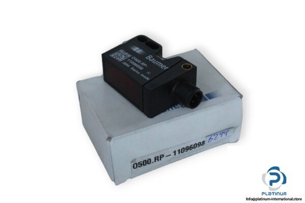 baumer-O500-RP-11096098-retro-reflective-sensor-new