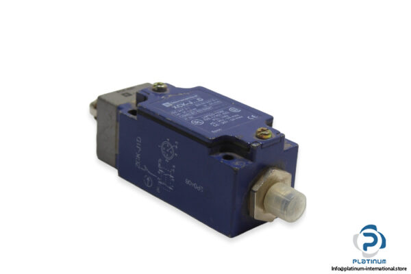 telemecanique-ZCK-J1D-limit-switch