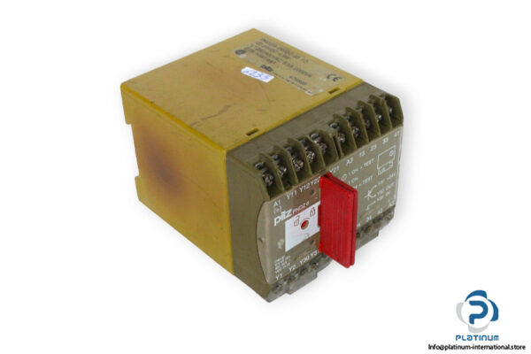 pilz-PNOZ_6-24VDC-3S-1O-safety-relay-(used)