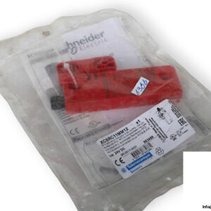 telemecanique-XCSRC11MM12-safety-switch-(new)