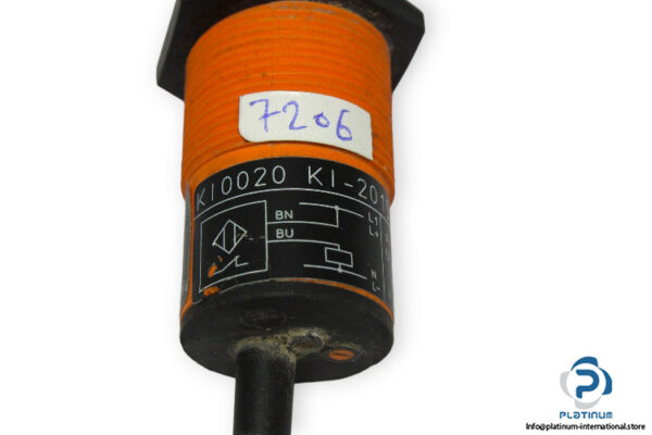 ifm-KI0020-capacitive-sensor-used-2