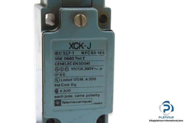 telemecanique-zck-j2_zck-e61-limit-switch-3