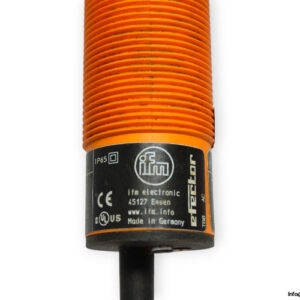 ifm-KI0016-capacitive-sensor-used-3