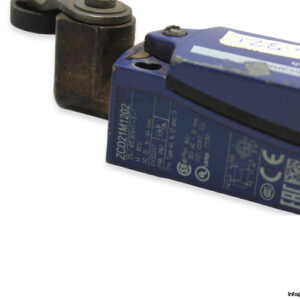 telemecanique-zcd21m1202-limit-switch-1