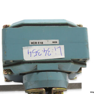 telemecanique-xcr-e18-limit-switch-1