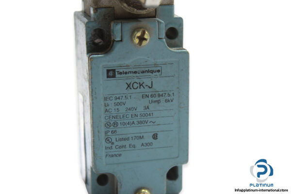 telemecanique-zck-j1_zck-e65-limit-switch-3