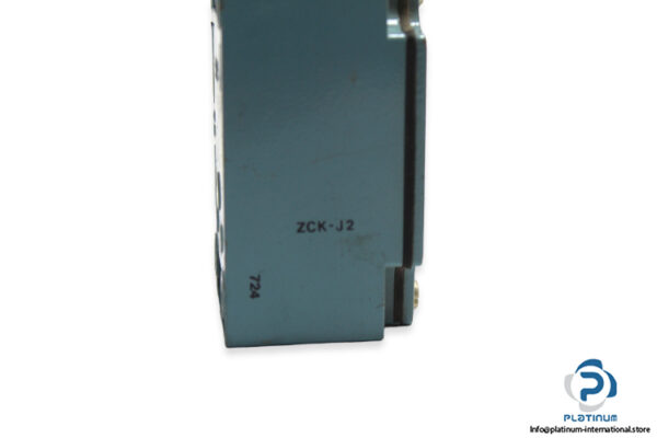 telemecanique-zck-j2_zck-e61-limit-switch-1