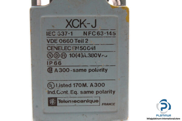 telemecanique-zck-j5_zck-e65-limit-switch-3