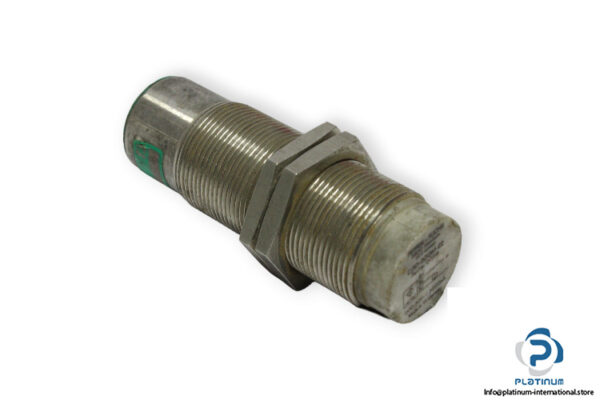 pepperl-fuchs-CJ10-30GM-E2-capacitive-sensor-used