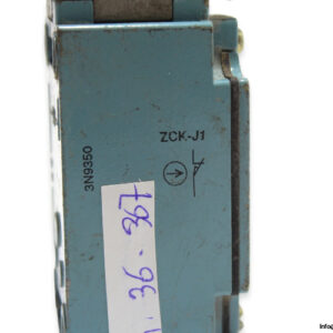 telemecanique-zck-j1_zck-e65-limit-switch-2