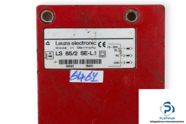 leuze-LS-95_2.8-SE-L.1-through-beam-photoelectric-sensor-transmitter-used-2