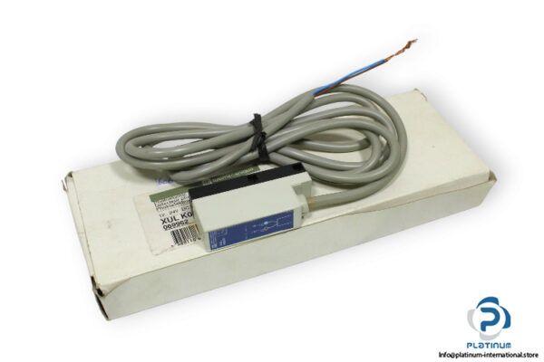 telemecanique-XUL-K0830-through-beam-sensor-transmitter-new