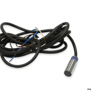 telemecanique-XS1N12PC410-inductive-sensor