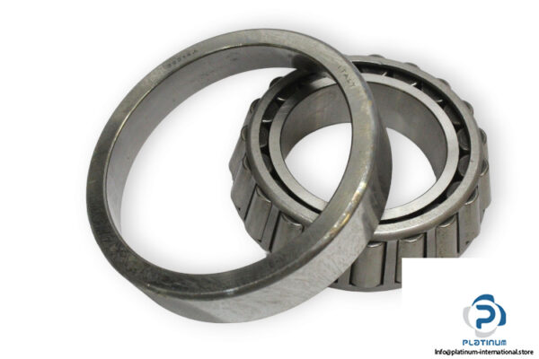 fag-32214-A-tapered-roller-bearing-(new)