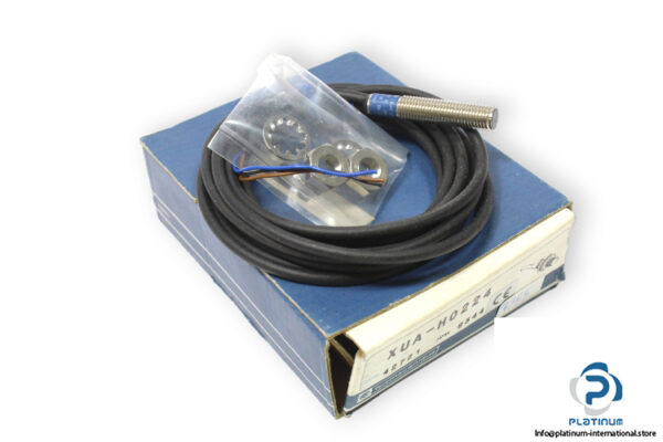 telemecanique-XUA-H0224-photoelectric-sensor-receiver-new